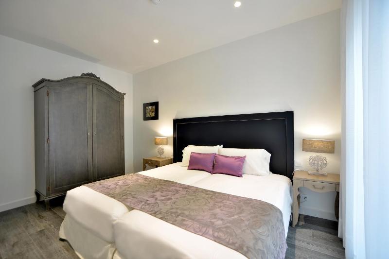Two-Bedroom Apartment image 2