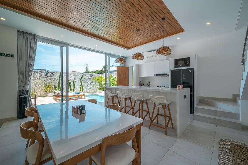 Villa Era - 4BR Modern Escape with Rooftop - 4 Mins to the Beach - image 31
