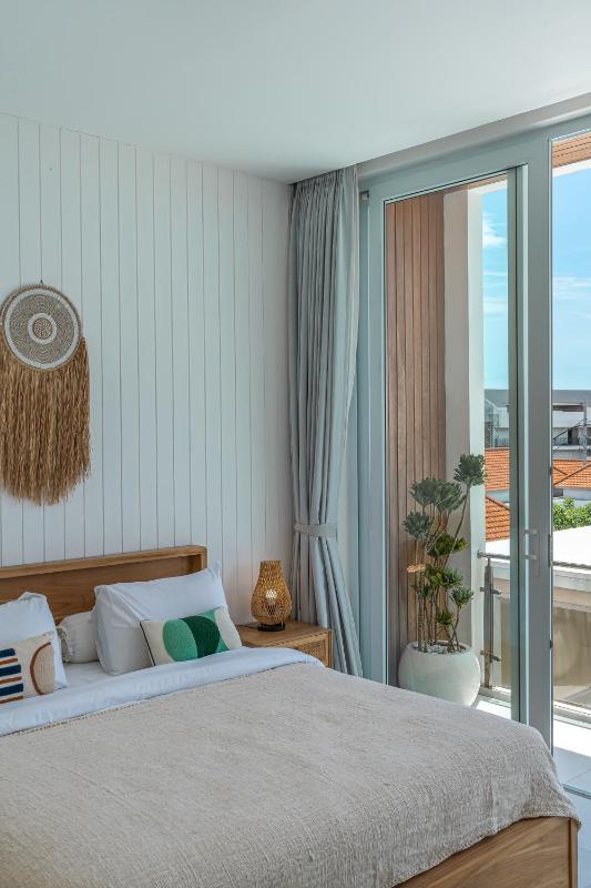 Villa Era - 4BR Modern Escape with Rooftop - 4 Mins to the Beach - image 24