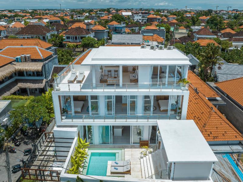 Villa Era - 4BR Modern Escape with Rooftop - 4 Mins to the Beach - image 46