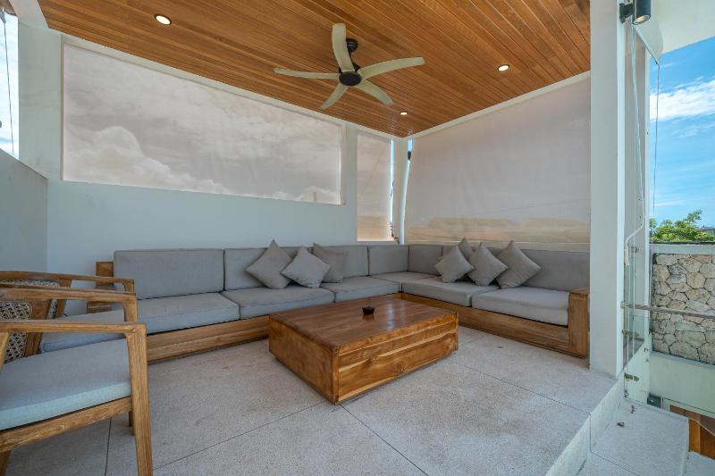 Villa Era - 4BR Modern Escape with Rooftop - 4 Mins to the Beach - image 34