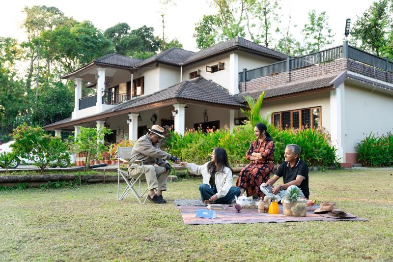 SaffronStays Coffeeshire - image 47