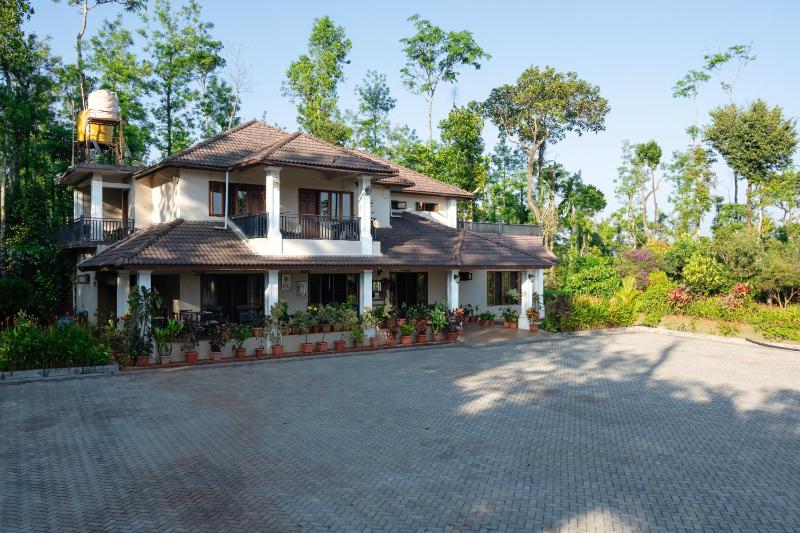 SaffronStays Coffeeshire - image 4