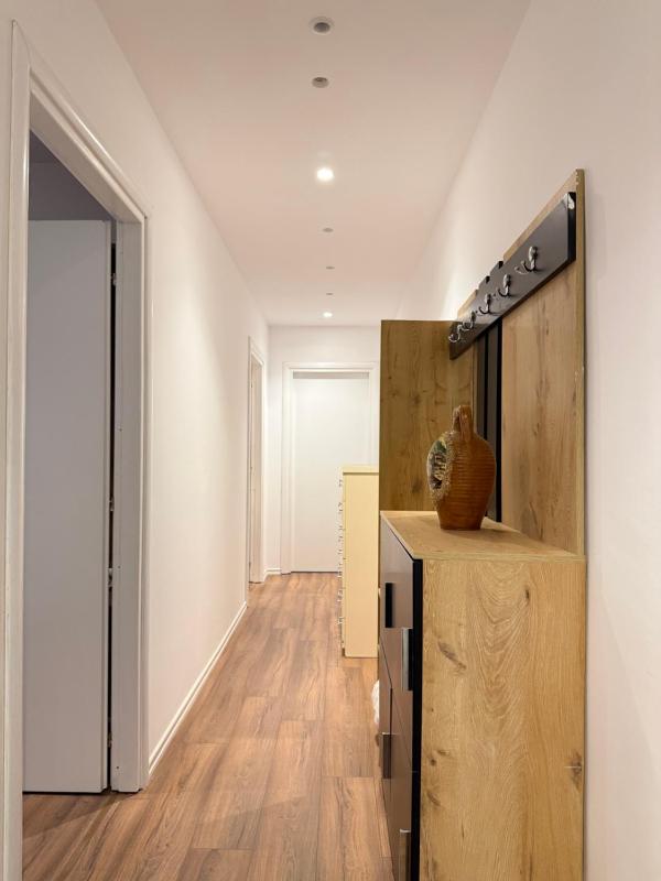 Berat Villa Lions Gate 2 - image 10