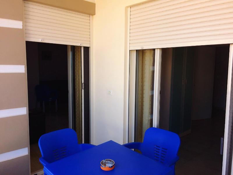 Large Twin Room image 2