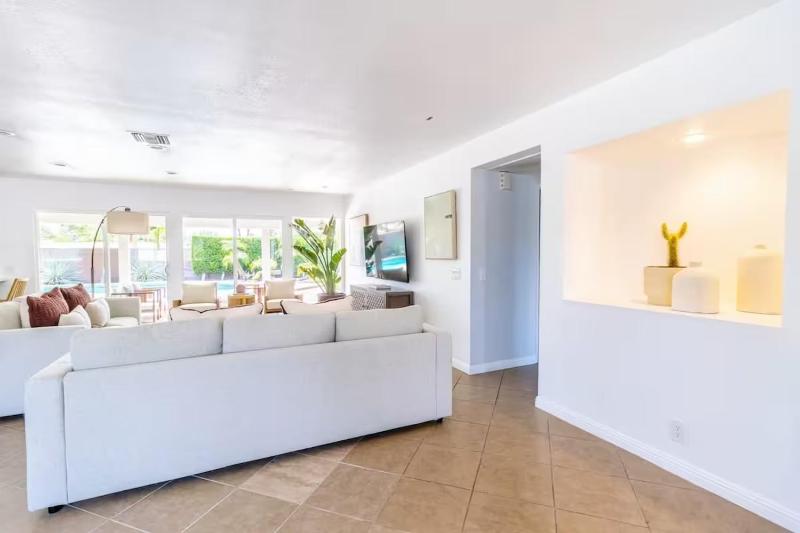 Villa Palm Paradigm - image 31