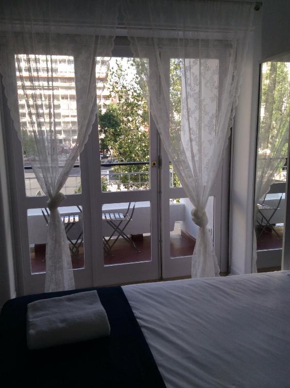 Deluxe Family Room image 3