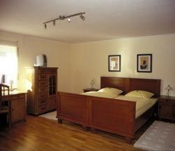 Double Room image 4