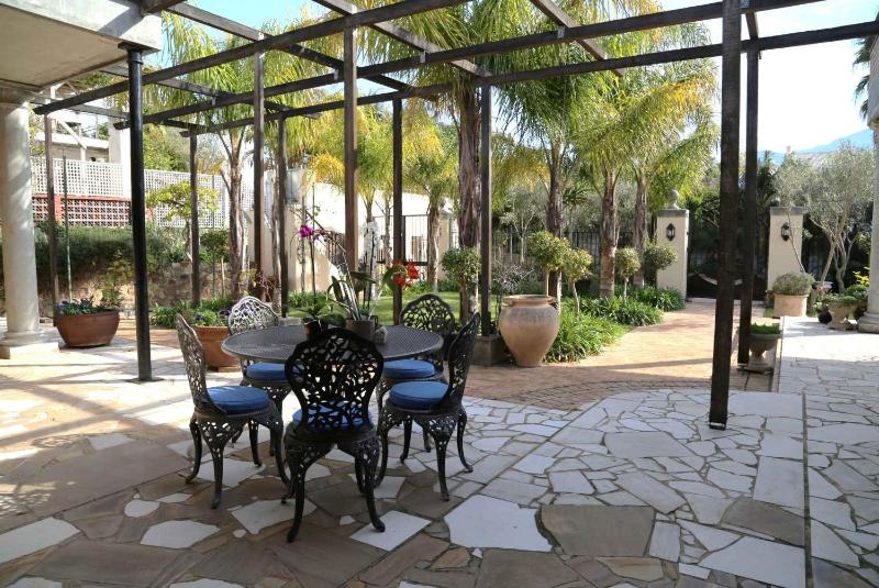 At Villa Fig Guest House - image 12