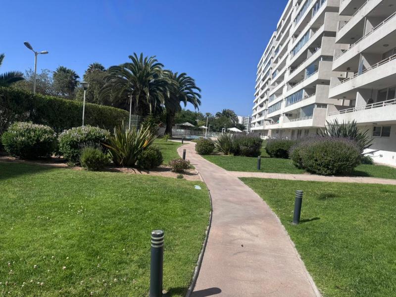 Comodo departamento a pasos de la playa - image 16