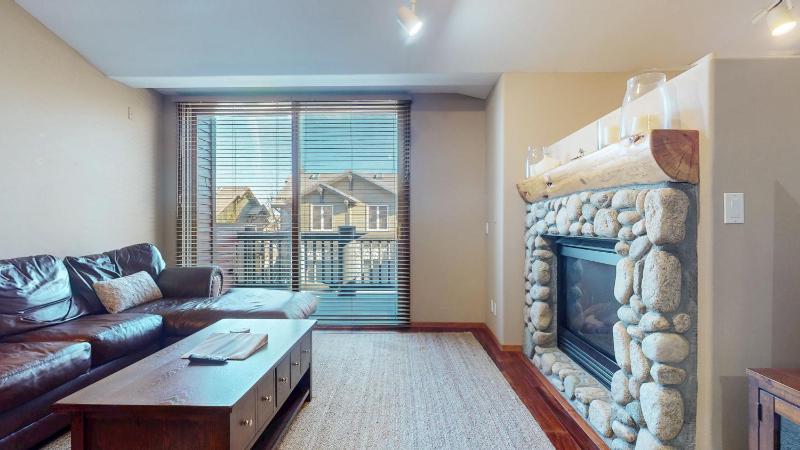 Snowcreek V #1002 condo - image 28