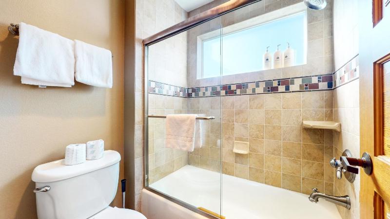 Snowcreek V #1002 condo - image 30