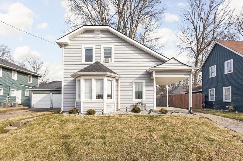 Charming Getaway - Deck & Patio - Walkable Area - Family Friendly - image 9