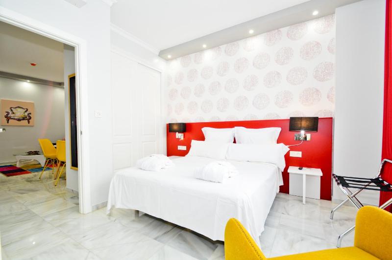 The Zentral Arenal Suites - image 11