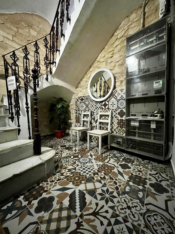 Charming loft in Alicante Old Town - image 4