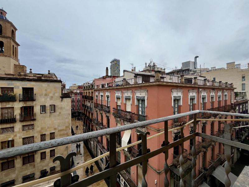 Charming loft in Alicante Old Town - image 36