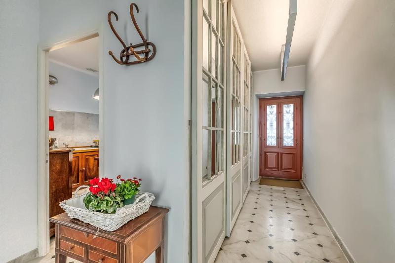 Les Rives d'Or with Sea View Terrace - Happy Rentals - image 17