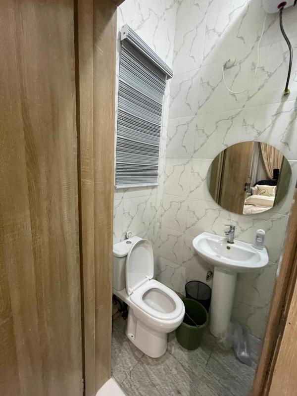 Exquisite 3-Bedroom Baystone Apartment Lekki - image 8