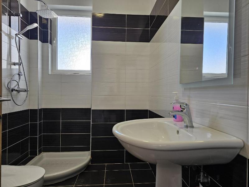 Sea View Holiday Apartment in Saranda 110 - image 15
