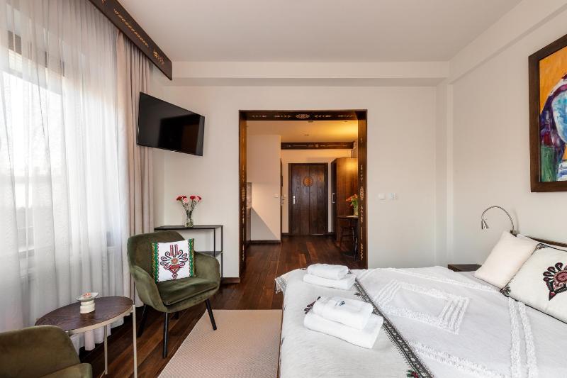 IJG Imperial Apartamenty Krupówki - image 11
