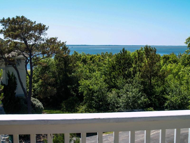Seaquestered - Corolla Monteray Shores Pool Hot Tub Pets OK Community Pool 700 Yds to Beach - image 21