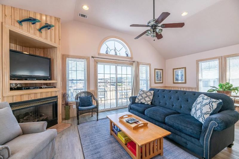 Sandy Paws - KDH MP 9.5 Semi-Oceanfront Ocean View 100 Yds to Beach Elevator Pool Hot Tub Pets OK - image 35