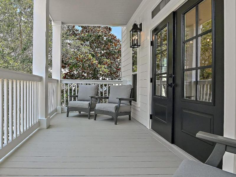 Elegant 5BR 30A Home w Hot tub & Pool - image 22