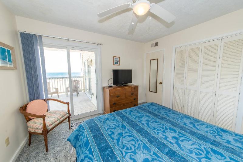 Sands Condo - KDH Oceanfront Ocean View 2 Bedrooms Community Pool Flex Stays - image 19
