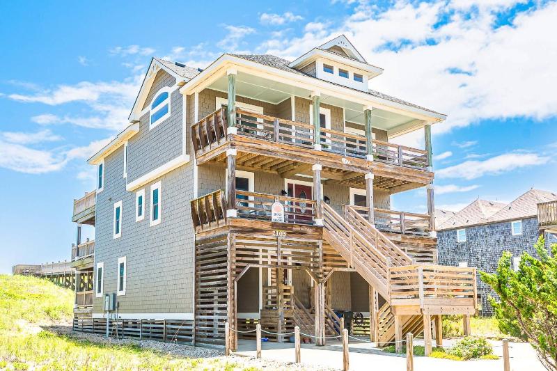 High Cotton - Nags Head MP 10 Oceanfront Ocean View Elevator Hot Tub Gourmet Kitchen - image 1