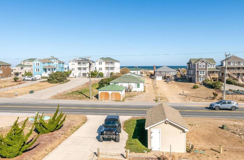 The Beachcomber - Nags Head MP 12 125 Yds to Beach Ocean View Elevator Pool Hot Tub - image 20
