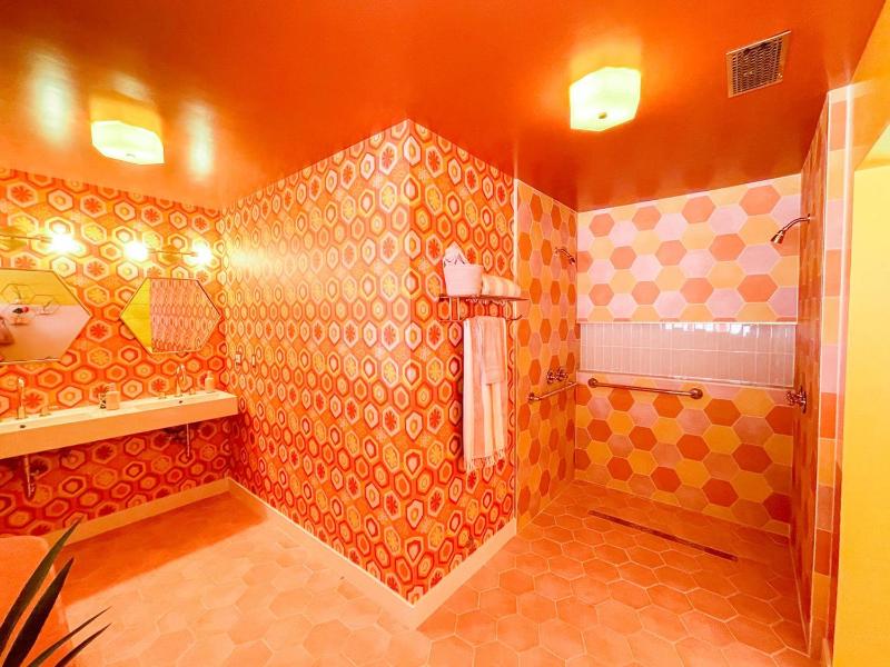 Trixie Motel - image 12