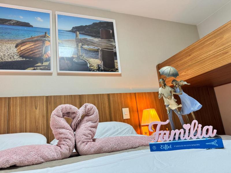 Magnífico APARTAMENTO de Charme - 3 quartos AR CONDICIONADOS SPLIT - Beira Mar 2 banheiros 2 Vagas Garagem 4 Varandas 2 Elevadores Redes para Descanso Wi-Fi Air Fryer Disney Plus HBO Max Cadeiras de Praia e Caixa Térmica - image 10