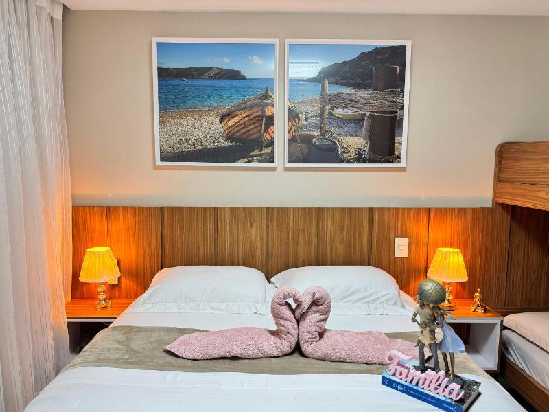 Magnífico APARTAMENTO de Charme - 3 quartos AR CONDICIONADOS SPLIT - Beira Mar 2 banheiros 2 Vagas Garagem 4 Varandas 2 Elevadores Redes para Descanso Wi-Fi Air Fryer Disney Plus HBO Max Cadeiras de Praia e Caixa Térmica - image 40