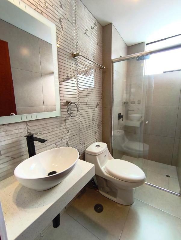 Moderno Departamento de 3 habitaciones y 2 baños a 7 min de plaza de Armas-Umacollo - image 2