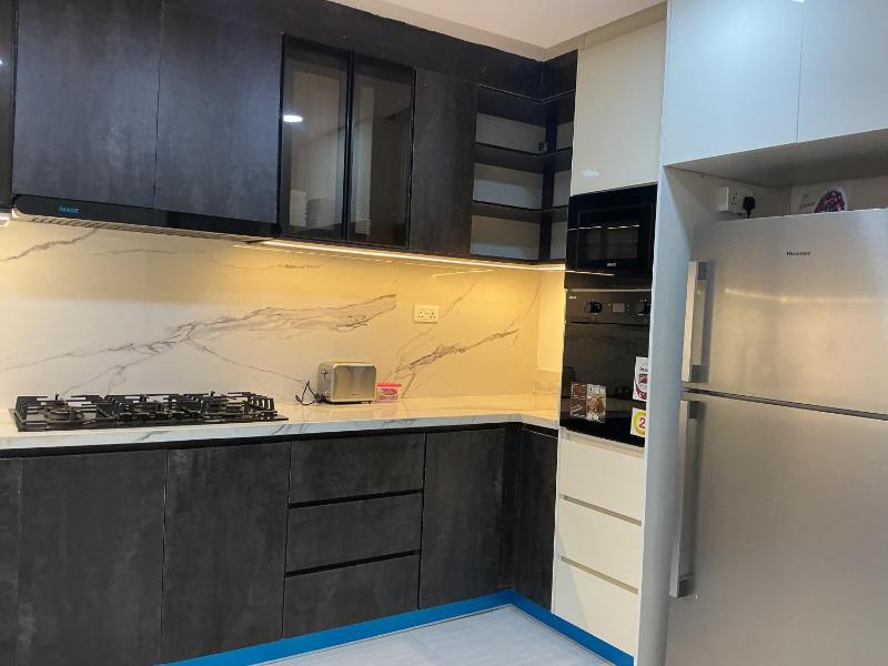 Soft Luxury 3 bedroom with pool and gym - image 16