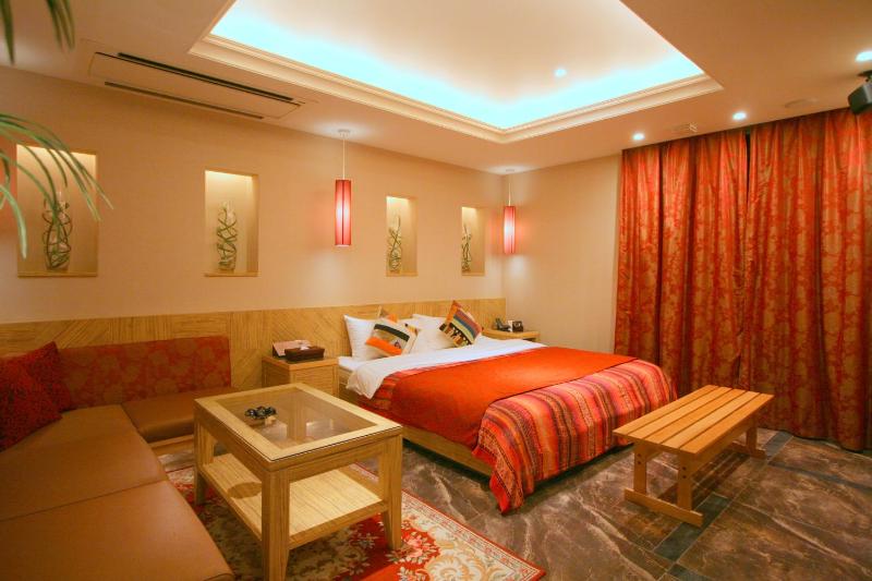 Hotel Aura Daito (Adult Only) - image 1