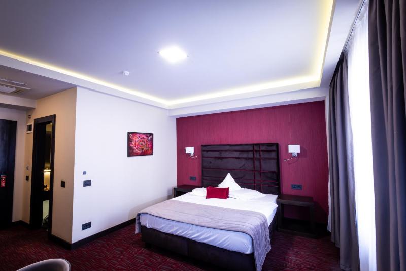 Old Town Hotel - image 25
