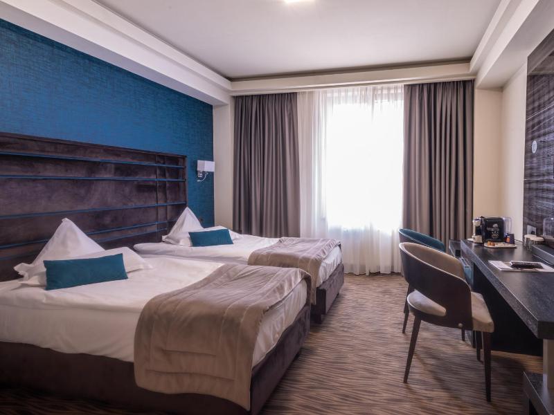 Old Town Hotel - image 19