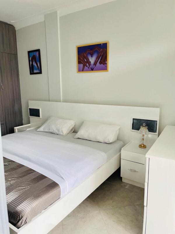Monas Dreamy Hideaway - image 3