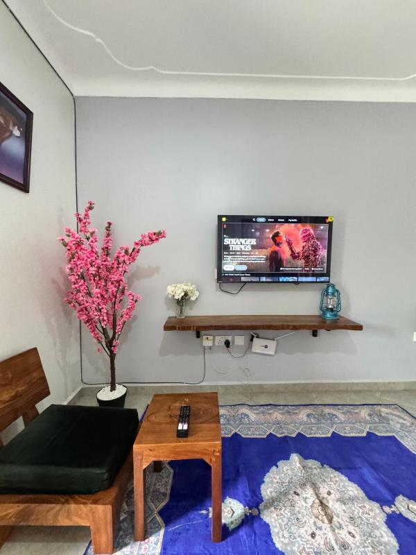 Monas Dreamy Hideaway - image 13