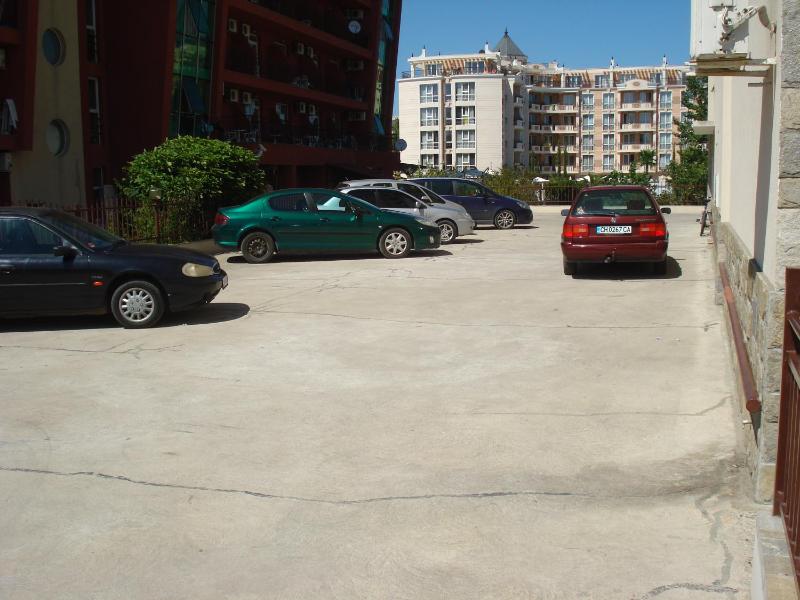 Summer Breeze Apartments - image 24