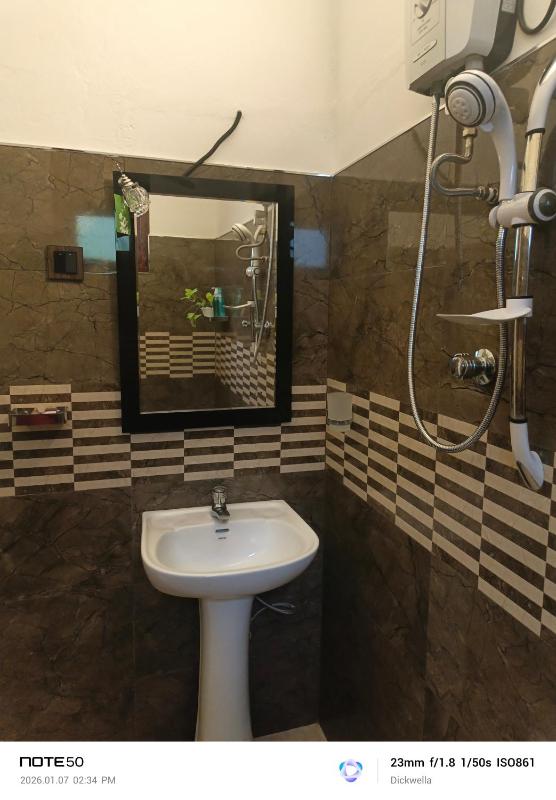 Kevon Homestay Hiriketiya - image 5