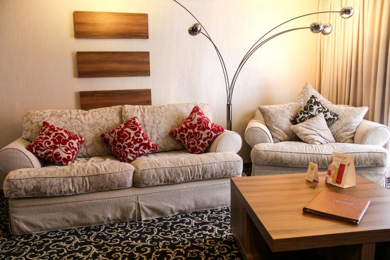 Junior Suite with Garden View image 2