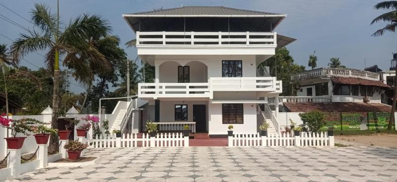 Garden Beach - image 2
