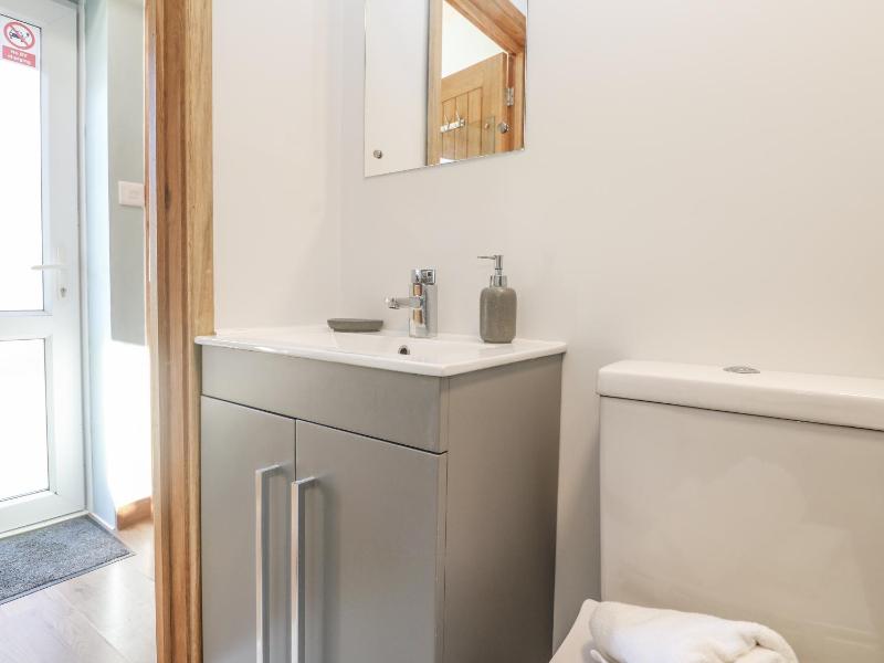 Blake Lodge - image 22