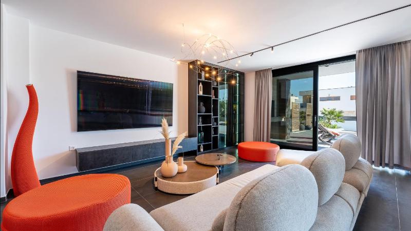 Suva Punta Elite by Villas Guide - image 6