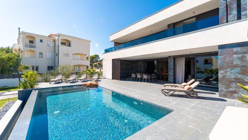 Suva Punta Elite by Villas Guide - image 40