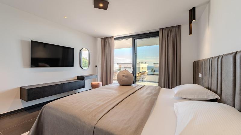 Suva Punta Elite by Villas Guide - image 33