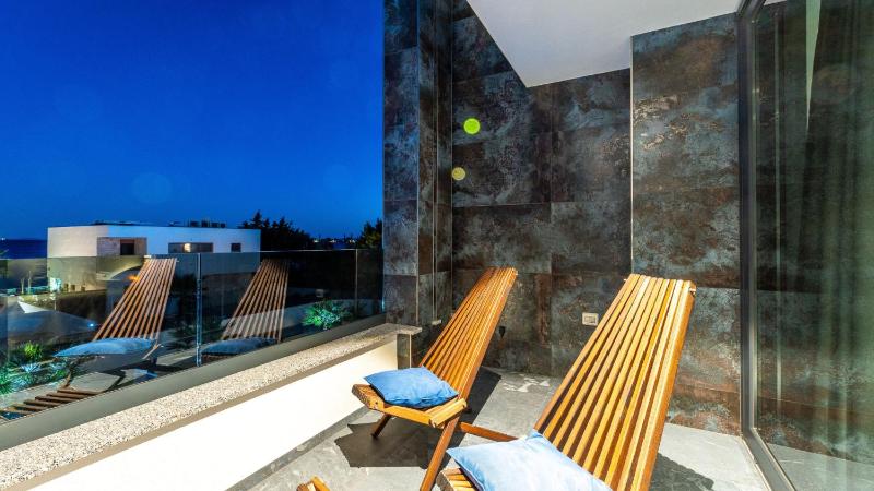 Suva Punta Luxe by Villas Guide - image 4
