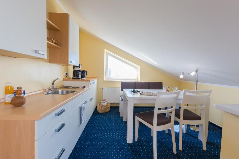 One-Bedroom Apartment (2 Adults) image 3